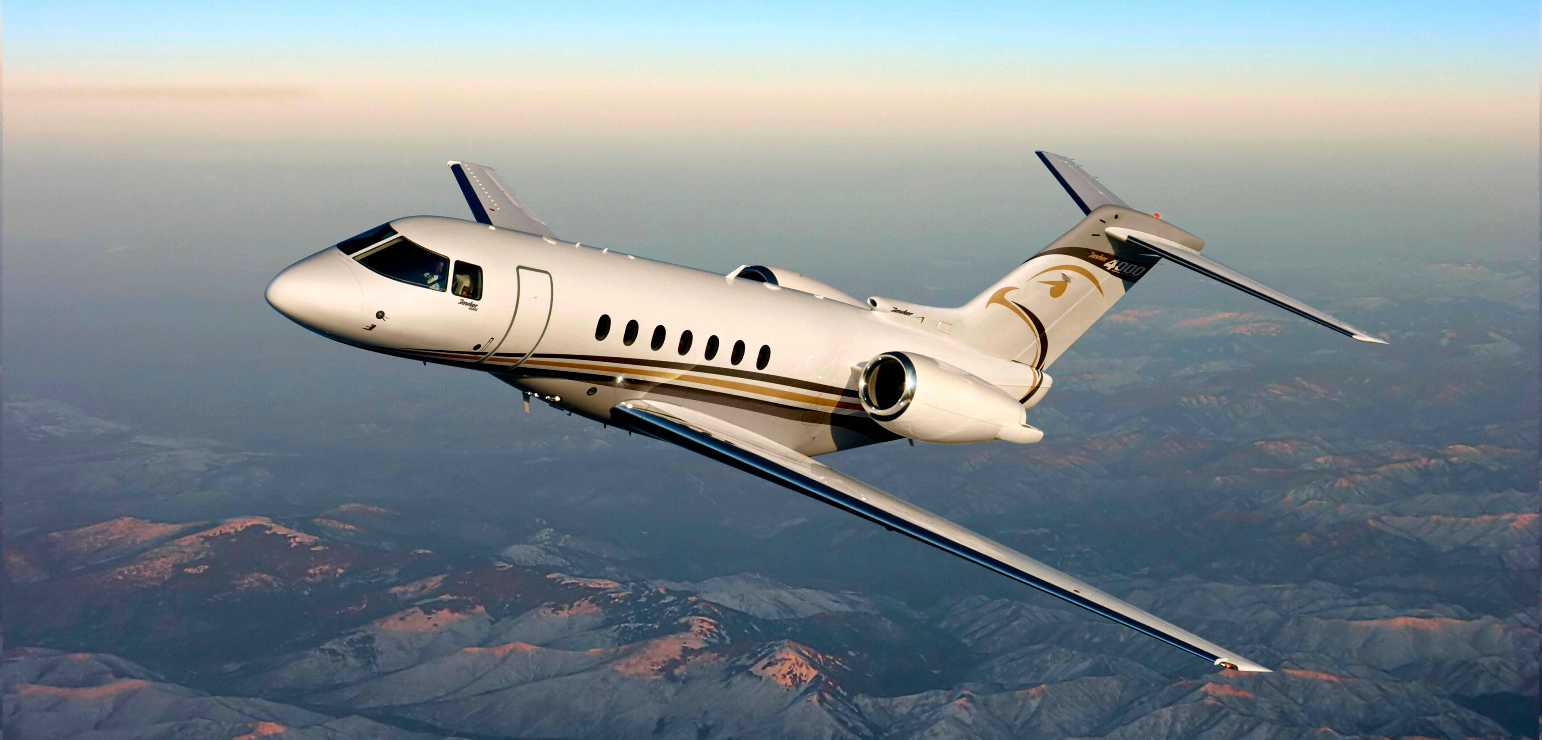 HAWKER 4000